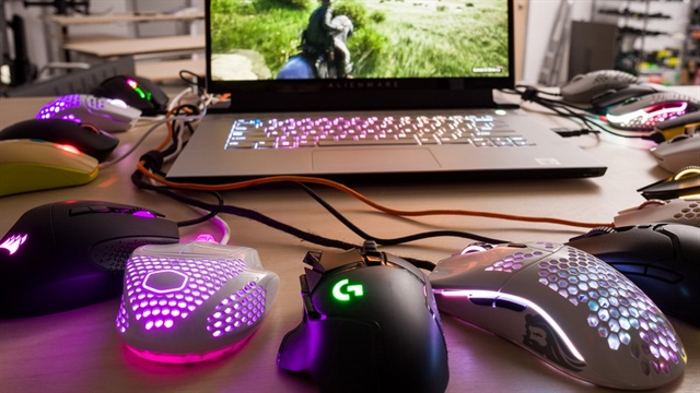 Polling rate 1000Hz đến 8000Hz: Chuột gaming nào thực sự cần cho PC gaming của bạn?
